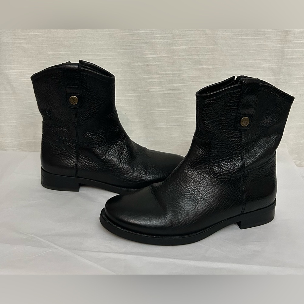 Vince Camuto Payatt Women's Quiet Luxury Black Leather Zipper‎ Ankle Boots